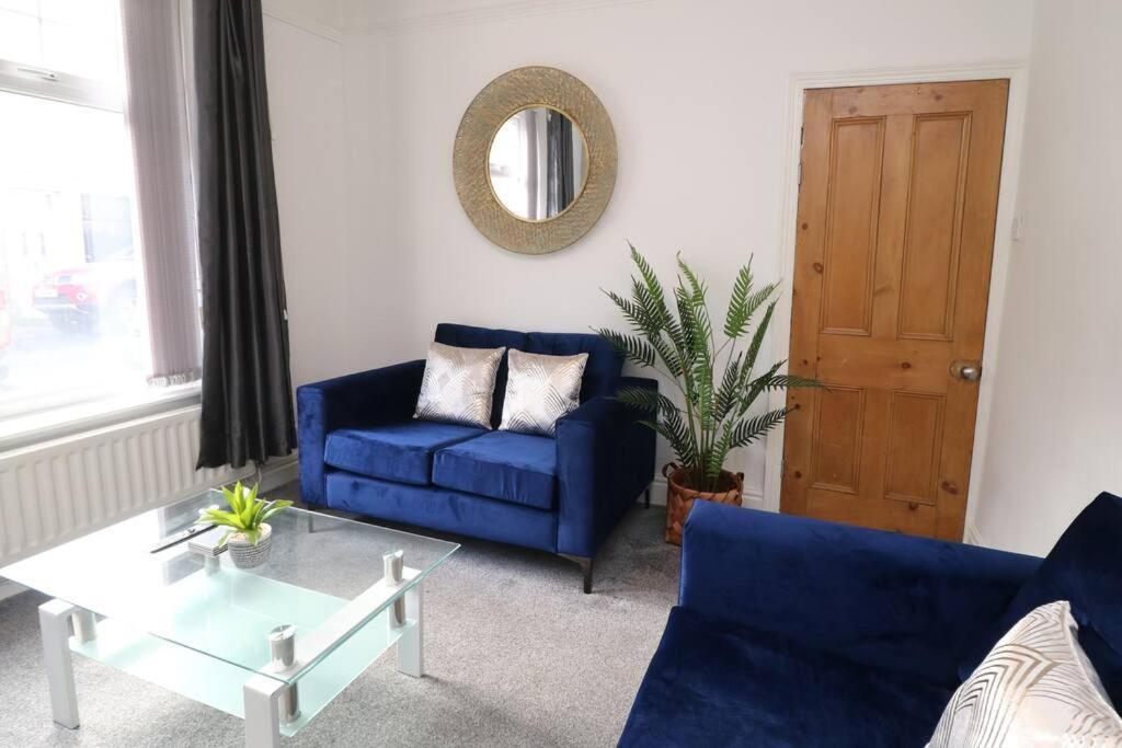 2 Bedroom Characterful House Lancaster Buitenkant foto